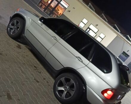 Сірий БМВ Х5, об'ємом двигуна 3 л та пробігом 350 тис. км за 9800 $, фото 1 на Automoto.ua