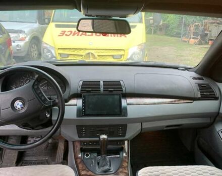 Серый БМВ Х5, объемом двигателя 3 л и пробегом 433 тыс. км за 8699 $, фото 9 на Automoto.ua