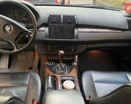 Серый БМВ Х5, объемом двигателя 3 л и пробегом 366 тыс. км за 7500 $, фото 5 на Automoto.ua
