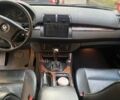 Серый БМВ Х5, объемом двигателя 3 л и пробегом 366 тыс. км за 7500 $, фото 5 на Automoto.ua