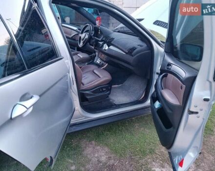 Серый БМВ Х5, объемом двигателя 2.98 л и пробегом 480 тыс. км за 7400 $, фото 8 на Automoto.ua