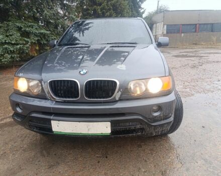 Серый БМВ Х5, объемом двигателя 3 л и пробегом 300 тыс. км за 4700 $, фото 4 на Automoto.ua