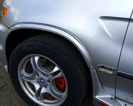 Серый БМВ Х5, объемом двигателя 3 л и пробегом 250 тыс. км за 8500 $, фото 6 на Automoto.ua