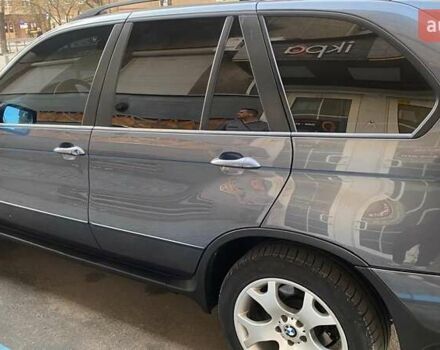 Серый БМВ Х5, объемом двигателя 3 л и пробегом 366 тыс. км за 7500 $, фото 1 на Automoto.ua