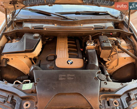 Серый БМВ Х5, объемом двигателя 2.93 л и пробегом 256 тыс. км за 10999 $, фото 17 на Automoto.ua