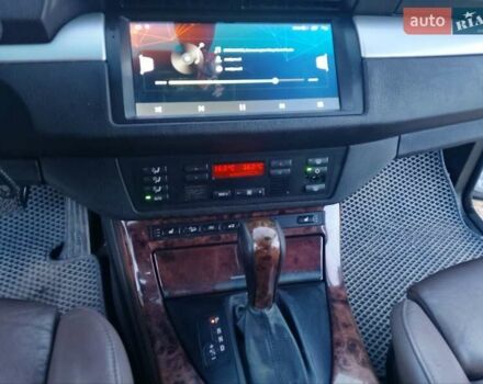 Серый БМВ Х5, объемом двигателя 2.98 л и пробегом 480 тыс. км за 7400 $, фото 10 на Automoto.ua