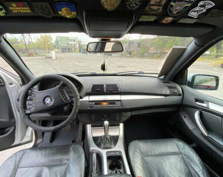 Серый БМВ Х5, объемом двигателя 3 л и пробегом 390 тыс. км за 5500 $, фото 6 на Automoto.ua