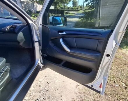 Серый БМВ Х5, объемом двигателя 2.9 л и пробегом 390 тыс. км за 10000 $, фото 14 на Automoto.ua