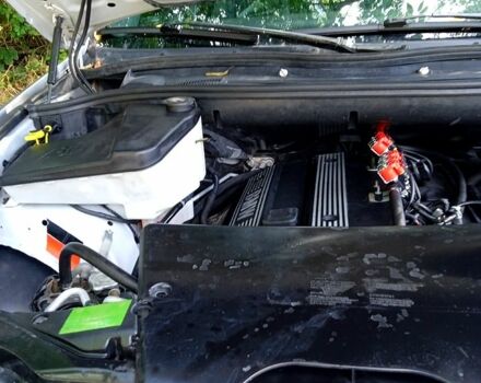 Серый БМВ Х5, объемом двигателя 3 л и пробегом 250 тыс. км за 8500 $, фото 4 на Automoto.ua