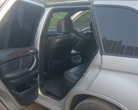 Сірий БМВ Х5, об'ємом двигуна 3 л та пробігом 268 тис. км за 5100 $, фото 1 на Automoto.ua