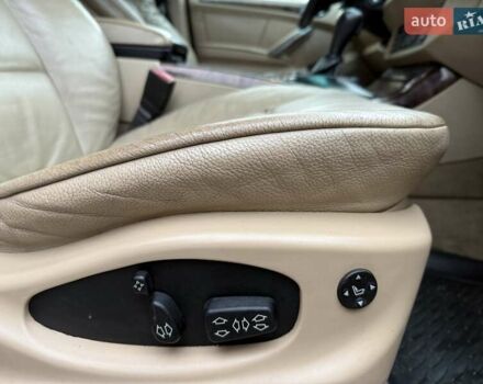 Серый БМВ Х5, объемом двигателя 2.99 л и пробегом 353 тыс. км за 7950 $, фото 25 на Automoto.ua