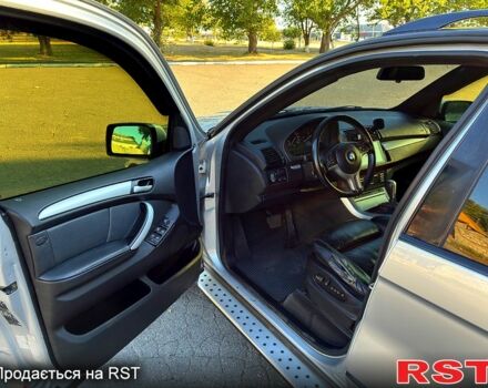 Серый БМВ Х5, объемом двигателя 3 л и пробегом 377 тыс. км за 7999 $, фото 8 на Automoto.ua