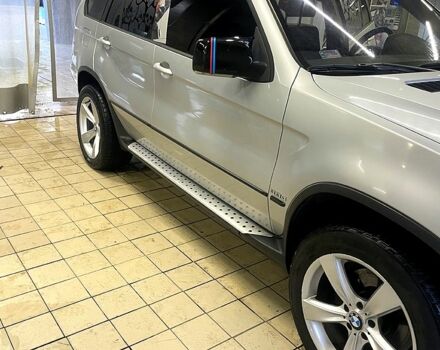 Серый БМВ Х5, объемом двигателя 2.9 л и пробегом 324 тыс. км за 7500 $, фото 2 на Automoto.ua