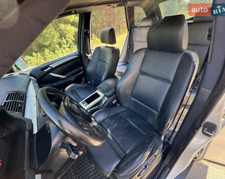 Сірий БМВ Х5, об'ємом двигуна 3 л та пробігом 320 тис. км за 6300 $, фото 14 на Automoto.ua
