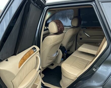 Серый БМВ Х5, объемом двигателя 3 л и пробегом 270 тыс. км за 7300 $, фото 8 на Automoto.ua