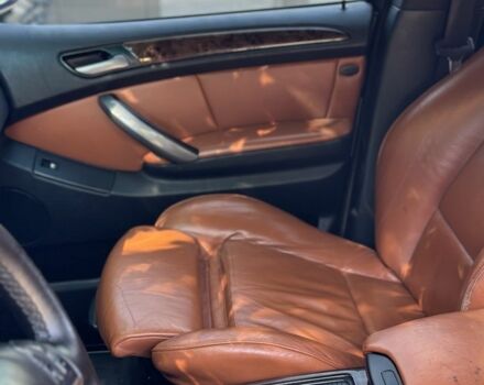 Серый БМВ Х5, объемом двигателя 3 л и пробегом 540 тыс. км за 9500 $, фото 9 на Automoto.ua