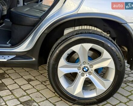 Серый БМВ Х5, объемом двигателя 4.6 л и пробегом 240 тыс. км за 6700 $, фото 43 на Automoto.ua