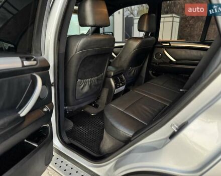 Сірий БМВ Х5, об'ємом двигуна 3 л та пробігом 350 тис. км за 9300 $, фото 46 на Automoto.ua