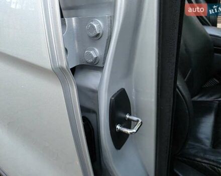 Серый БМВ Х5, объемом двигателя 3 л и пробегом 295 тыс. км за 7999 $, фото 83 на Automoto.ua