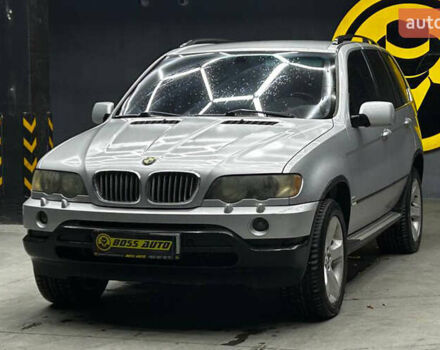 Серый БМВ Х5, объемом двигателя 4.4 л и пробегом 250 тыс. км за 10300 $, фото 2 на Automoto.ua