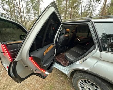 Сірий БМВ Х5, об'ємом двигуна 3 л та пробігом 320 тис. км за 5900 $, фото 13 на Automoto.ua