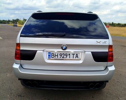 Серый БМВ Х5, объемом двигателя 3 л и пробегом 380 тыс. км за 10000 $, фото 4 на Automoto.ua