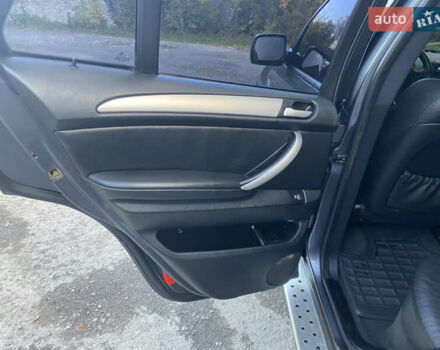 Серый БМВ Х5, объемом двигателя 2.98 л и пробегом 300 тыс. км за 8800 $, фото 17 на Automoto.ua