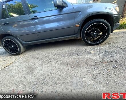 Серый БМВ Х5, объемом двигателя 3 л и пробегом 315 тыс. км за 8350 $, фото 5 на Automoto.ua