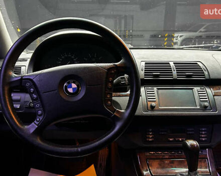 Серый БМВ Х5, объемом двигателя 4.4 л и пробегом 250 тыс. км за 10300 $, фото 7 на Automoto.ua