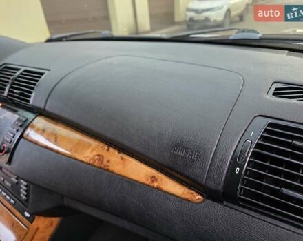 Серый БМВ Х5, объемом двигателя 3 л и пробегом 295 тыс. км за 7999 $, фото 82 на Automoto.ua