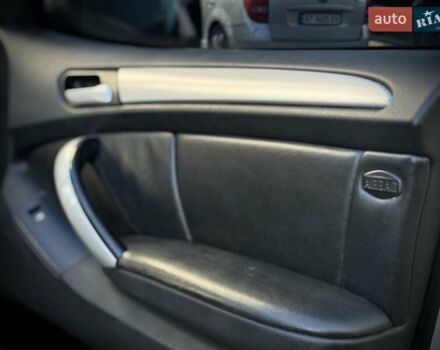 Серый БМВ Х5, объемом двигателя 4.6 л и пробегом 240 тыс. км за 6700 $, фото 30 на Automoto.ua