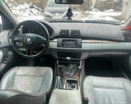 Серый БМВ Х5, объемом двигателя 3 л и пробегом 380 тыс. км за 3400 $, фото 6 на Automoto.ua