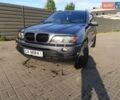 Серый БМВ Х5, объемом двигателя 3 л и пробегом 452 тыс. км за 11200 $, фото 1 на Automoto.ua