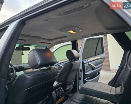 Серый БМВ Х5, объемом двигателя 3 л и пробегом 295 тыс. км за 7999 $, фото 96 на Automoto.ua