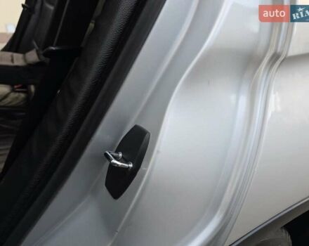 Серый БМВ Х5, объемом двигателя 3 л и пробегом 295 тыс. км за 7999 $, фото 99 на Automoto.ua