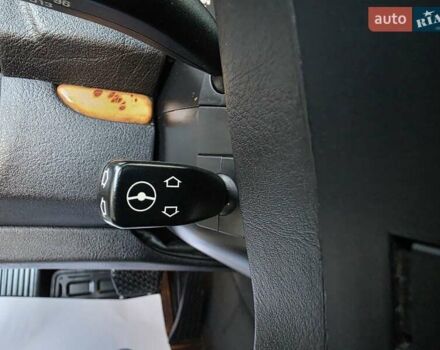 Серый БМВ Х5, объемом двигателя 3 л и пробегом 295 тыс. км за 7999 $, фото 61 на Automoto.ua