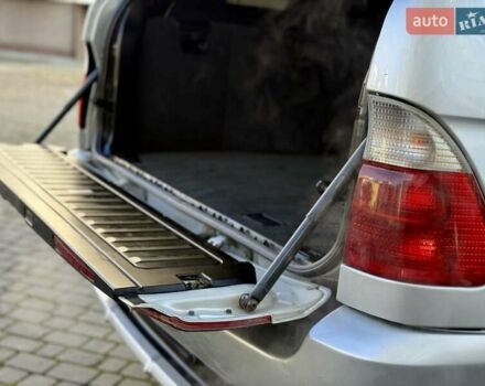 Серый БМВ Х5, объемом двигателя 4.6 л и пробегом 240 тыс. км за 6700 $, фото 74 на Automoto.ua