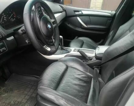 Серый БМВ Х5, объемом двигателя 3 л и пробегом 400 тыс. км за 4700 $, фото 6 на Automoto.ua
