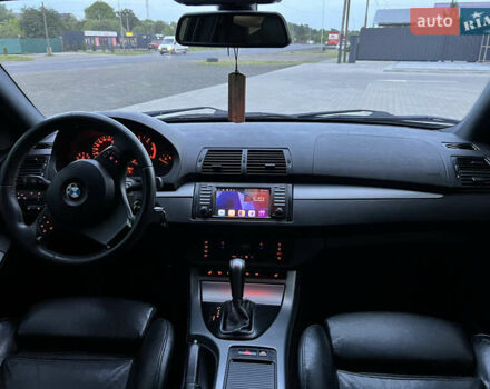 Серый БМВ Х5, объемом двигателя 3 л и пробегом 396 тыс. км за 11200 $, фото 14 на Automoto.ua