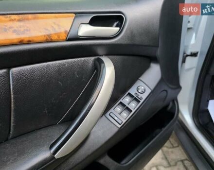 Серый БМВ Х5, объемом двигателя 3 л и пробегом 295 тыс. км за 7999 $, фото 79 на Automoto.ua