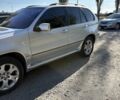 Серый БМВ Х5, объемом двигателя 3 л и пробегом 310 тыс. км за 8000 $, фото 7 на Automoto.ua