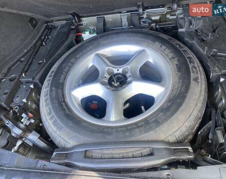 Сірий БМВ Х5, об'ємом двигуна 3 л та пробігом 366 тис. км за 5000 $, фото 5 на Automoto.ua