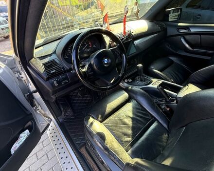 Серый БМВ Х5, объемом двигателя 3 л и пробегом 200 тыс. км за 8000 $, фото 7 на Automoto.ua