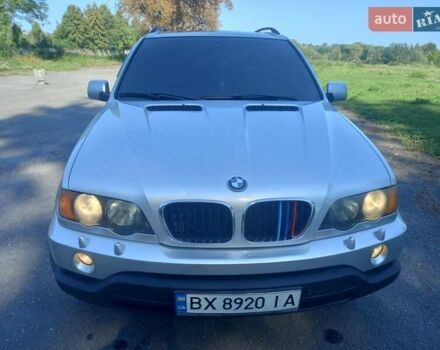 Серый БМВ Х5, объемом двигателя 3 л и пробегом 293 тыс. км за 8600 $, фото 1 на Automoto.ua