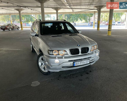 Серый БМВ Х5, объемом двигателя 3 л и пробегом 480 тыс. км за 7900 $, фото 1 на Automoto.ua
