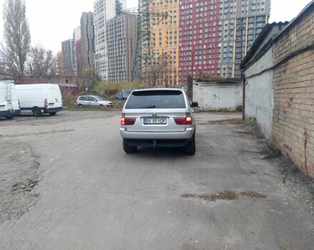 Серый БМВ Х5, объемом двигателя 3 л и пробегом 400 тыс. км за 4200 $, фото 4 на Automoto.ua