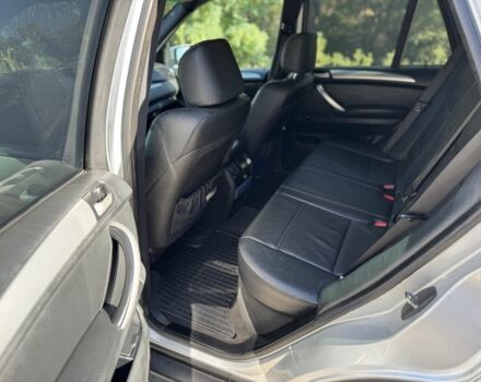 Серый БМВ Х5, объемом двигателя 3 л и пробегом 320 тыс. км за 6300 $, фото 9 на Automoto.ua