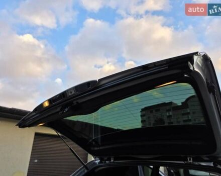 Серый БМВ Х5, объемом двигателя 3 л и пробегом 295 тыс. км за 7999 $, фото 120 на Automoto.ua