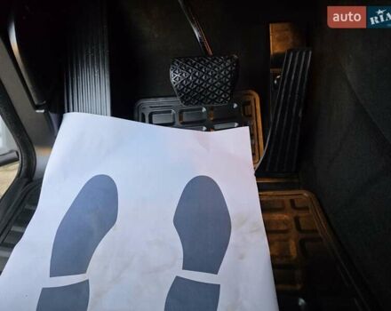 Серый БМВ Х5, объемом двигателя 3 л и пробегом 295 тыс. км за 7999 $, фото 71 на Automoto.ua