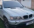 Серый БМВ Х5, объемом двигателя 3 л и пробегом 340 тыс. км за 5000 $, фото 1 на Automoto.ua